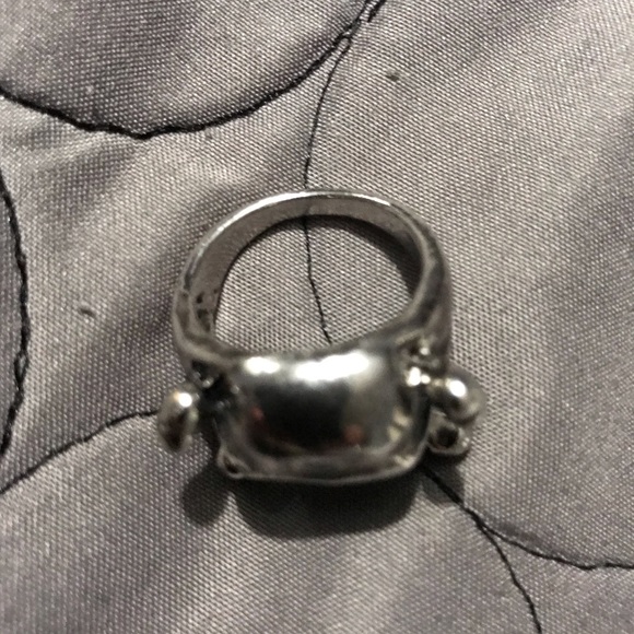 Skull and bones ring - Picture 5 of 7